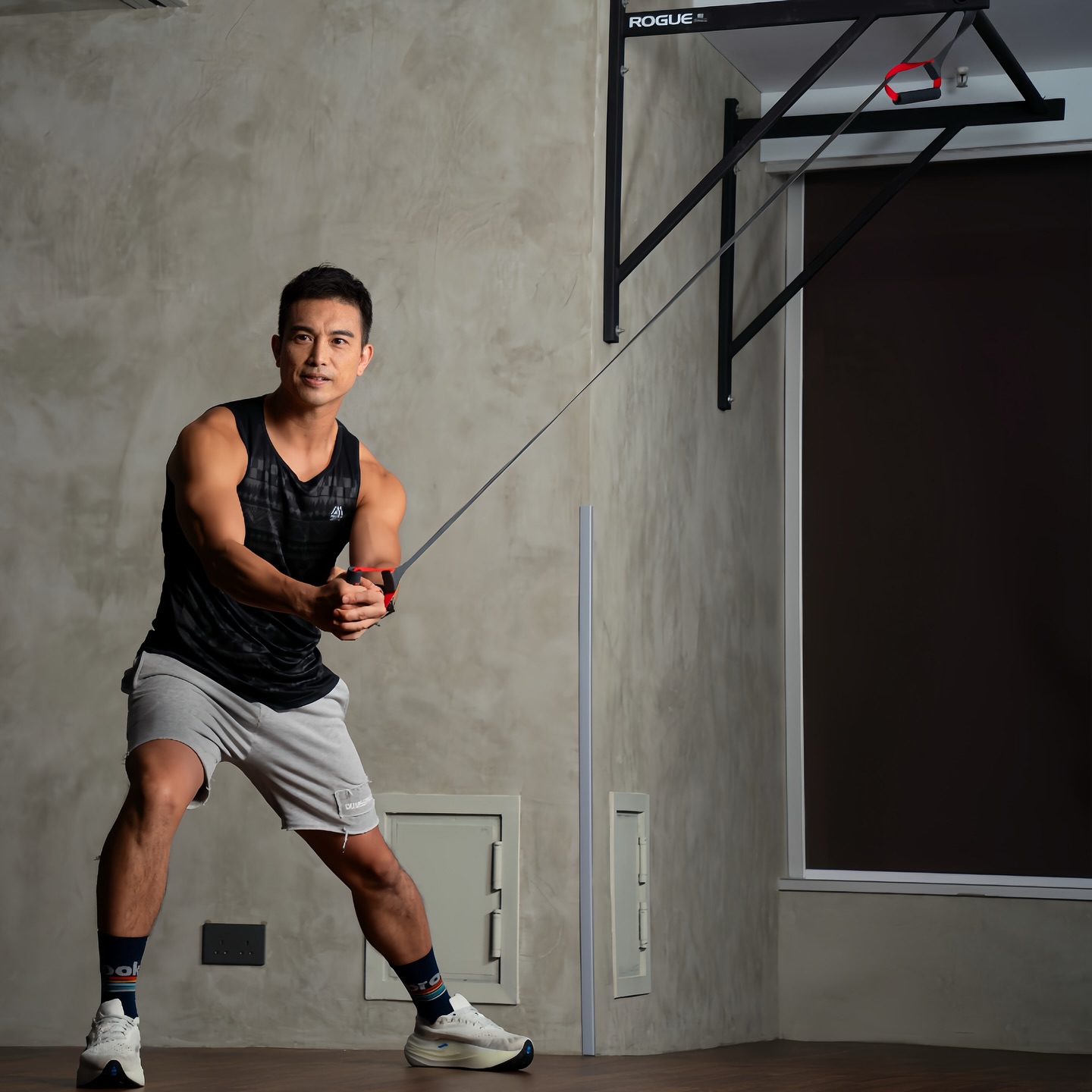 Sao nam TVB bị cả nam lẫn nữ đại gia gạ gẫm, có người đòi chi 300 triệu mời dự tiệc riêng tư- Ảnh 4. Sao nam TVB bị cả nam lẫn nữ đại gia gạ gẫm, có người đòi chi 300 triệu mời dự tiệc riêng tư- Ảnh 4.