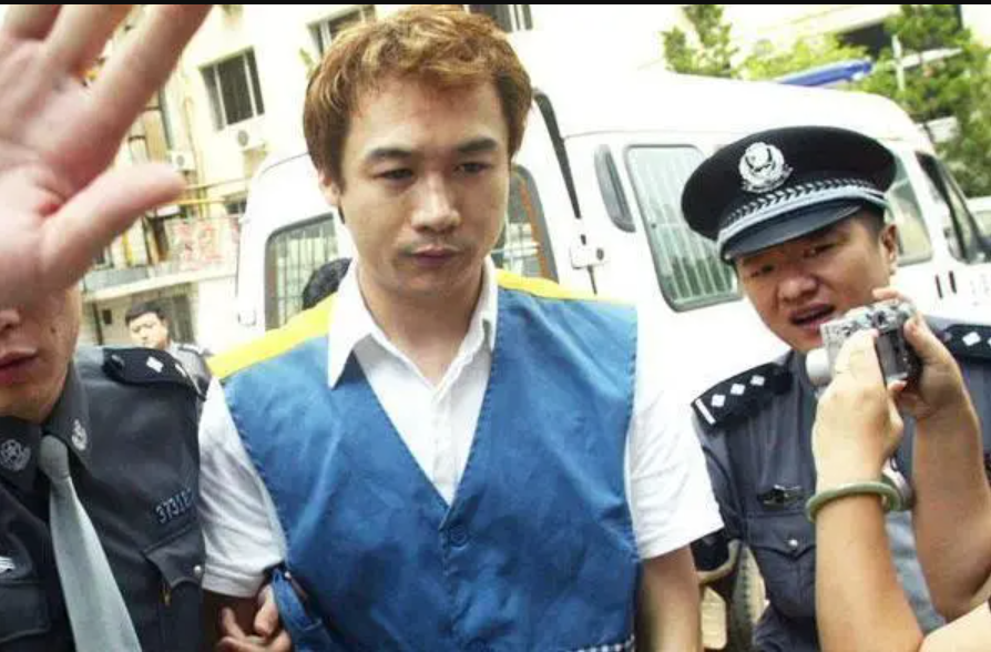 Sao nam Thiên Long Bát Bộ tụt dốc vì dùng chất cấm giờ ra sao?- Ảnh 3.