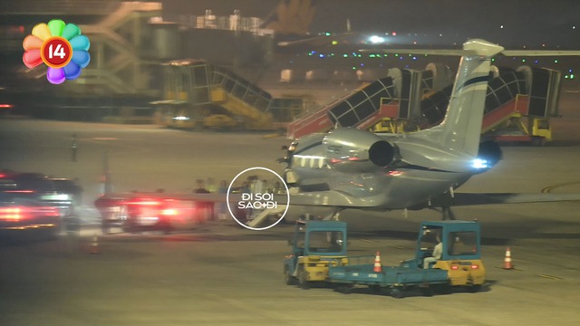 Cận cảnh chuyên cơ đưa G-Dragon sang Việt Nam: Sang trọng