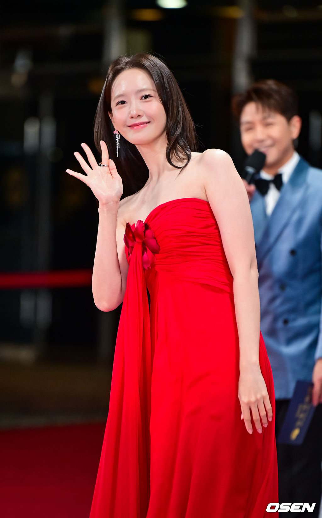 Mỹ nhân đẹp nhất Rồng Xanh 2025 đây rồi: Nhan sắc tuyệt đỉnh nhân gian, 1000 năm nữa vẫn là bà tổ visual- Ảnh 2. Mỹ nhân đẹp nhất Rồng Xanh 2025 đây rồi: Nhan sắc tuyệt đỉnh nhân gian, 1000 năm nữa vẫn là bà tổ visual- Ảnh 2.