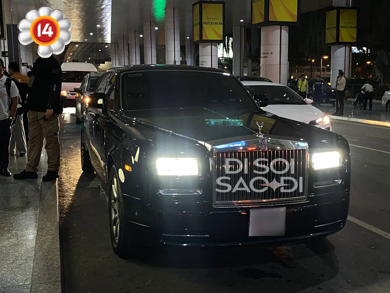 NGAY LÚC NÀY: Có rất nhiều G-Dragon tại sân bay Nội Bài!- Ảnh 1.