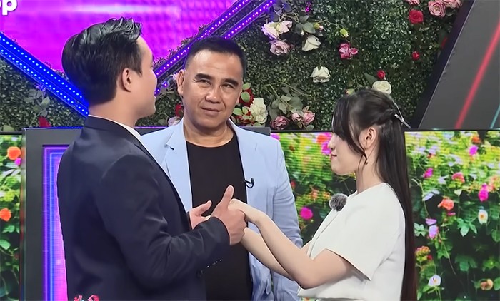 Gái xinh 2k gật đầu trước yêu cầu “lạ” của chàng kỹ sư hơn 14 tuổi trong “Bạn muốn hẹn hò” - 6