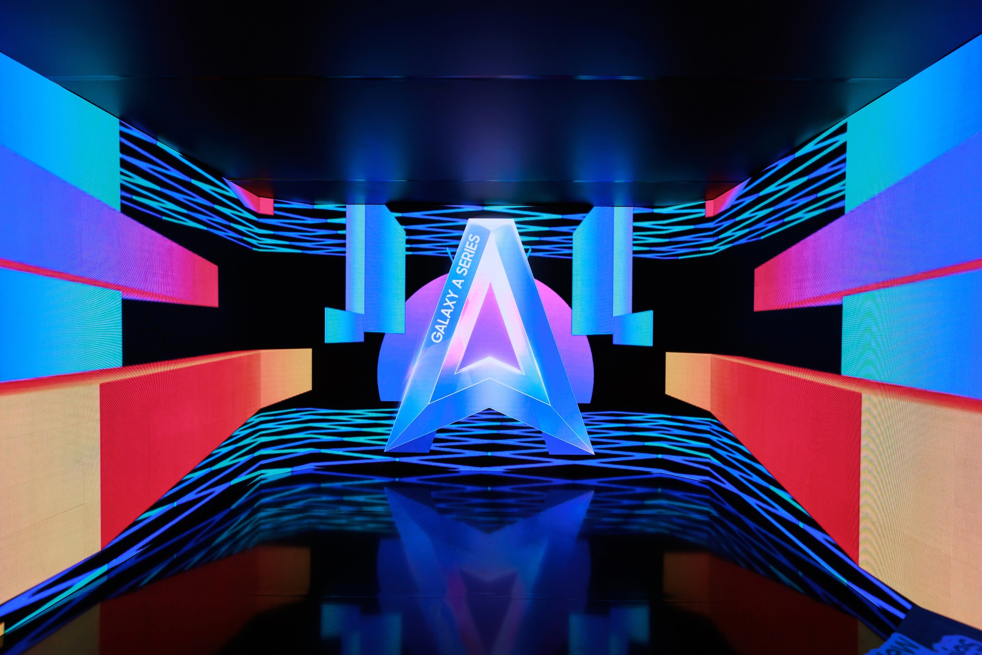 Galaxy A series “bắt tay” HIEUTHUHAI, mang đến trải nghiệm AI hạng A cho giới trẻ- Ảnh 1. Galaxy A series “bắt tay” HIEUTHUHAI, mang đến trải nghiệm AI hạng A cho giới trẻ- Ảnh 1.