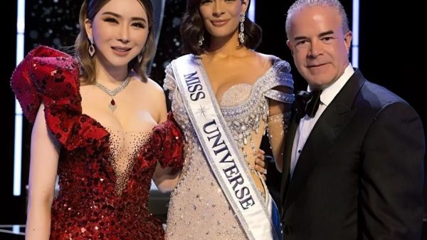 Bắt giữ ông chủ Hoa hậu Hoàn vũ 29 Bắt giữ ông chủ Hoa hậu Hoàn vũ gejahika0ai1p4r 1764204250960 1764204252081964239193