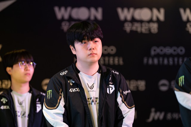 Canyon có ngày thi đấu chỉ ở mức tròn vai