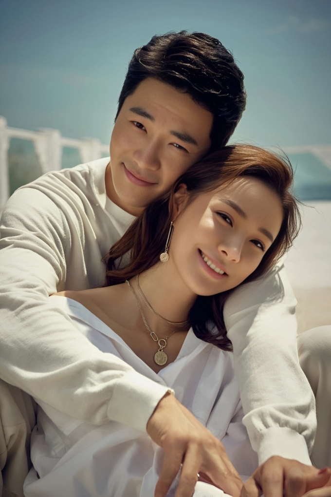 Tài tử Kwon Sang Woo: 17 năm kết hôn vẫn say mê vợ, tiết lộ bí mật chưa từng được kể về nửa kia- Ảnh 2. Tài tử Kwon Sang Woo: 17 năm kết hôn vẫn say mê vợ, tiết lộ bí mật chưa từng được kể về nửa kia- Ảnh 2.