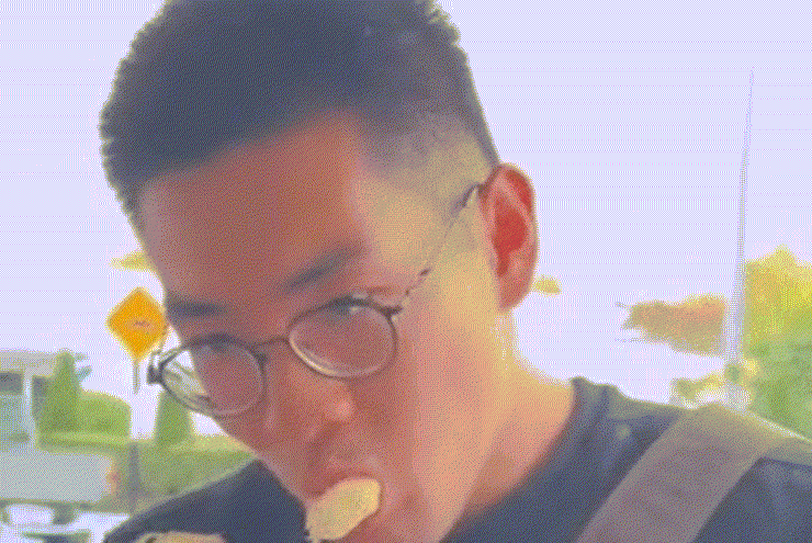 Gia đình du khách sợ sầu riêng tới già vì phải ăn 5,5kg ngay trước giờ bay - 2