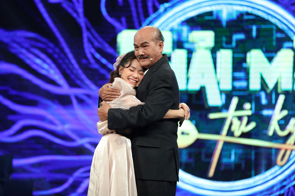 Nam nghệ sĩ Việt nổi tiếng: Tuổi 70 ở nhà thuê dù con cái ở Mỹ cực giàu- Ảnh 2. Nam nghệ sĩ Việt nổi tiếng: Tuổi 70 ở nhà thuê dù con cái ở Mỹ cực giàu- Ảnh 2.