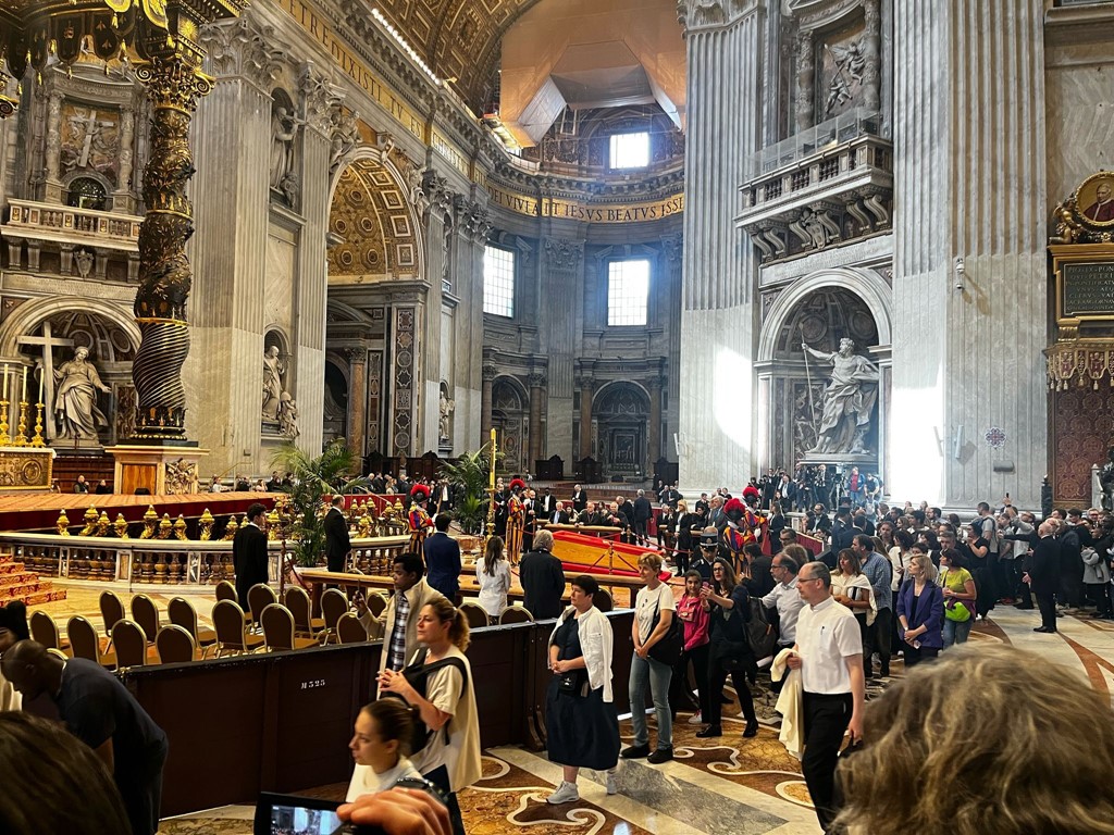 Thế giới tưởng nhớ Giáo hoàng Francis- Ảnh 2. Thế giới tưởng nhớ Giáo hoàng Francis- Ảnh 2.