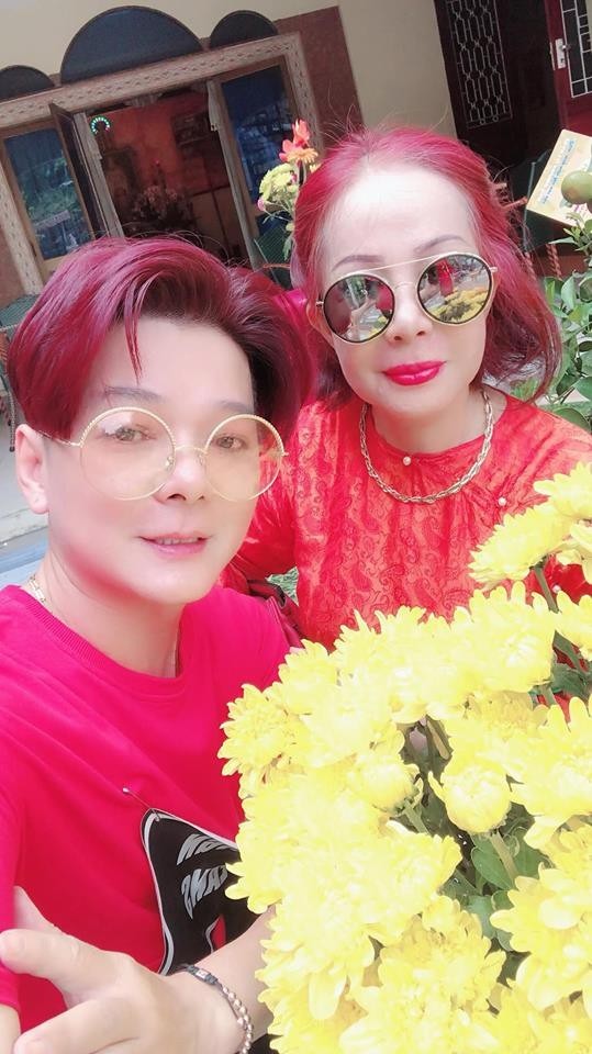 Cuộc sống của nam nghệ sĩ Việt lấy vợ hơn 8 tuổi: Vẫn bên nhau hơn 30 năm dù không có con- Ảnh 2.