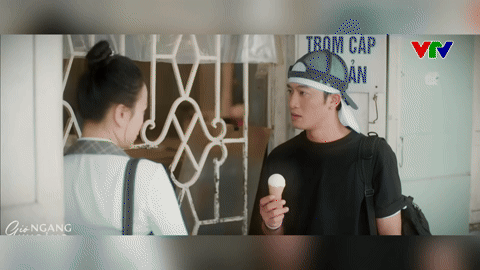 Clip 5 phút ai xem cũng thấy ngượng giùm Phương Oanh- Ảnh 2. Clip 5 phút ai xem cũng thấy ngượng giùm Phương Oanh- Ảnh 2.