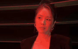 Đây là Lê Phương hay Hồng Diễm?