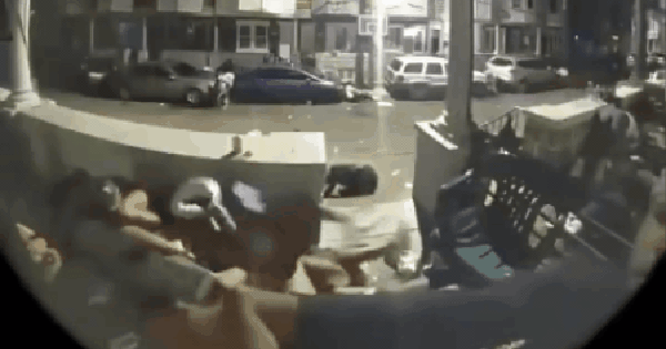 Mỹ: Xả súng ngẫu nhiên kinh hoàng ngay giữa phố giphy 1 17519525693782102195131 1751961022473 1751961022623919116071 169 0 450 450 crop 17519610411291702589720gifpng