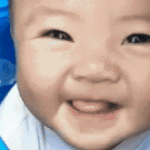 "Em bé shipper" chui trong thùng đựng đồ ăn, cùng bố đi ship hàng muôn nơi hiện tại ra sao? giphy 17507565648221011655190 66 0 277 338 crop 17507565807632125626197 1750775976069 1750775976267216490864 0 0 477 763 crop 17507759995781564019247gifpng