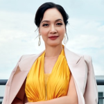 Mỹ nhân Việt đẹp đến mức như hoàng hậu từ lịch sử bước ra, chỉ 1 cái liếc mắt mà khiến 2 triệu người điêu đứng goc khuat dang sau s 1737565554636 17375655547841845392418 0 0 314 600 crop 1737565991519850302500png