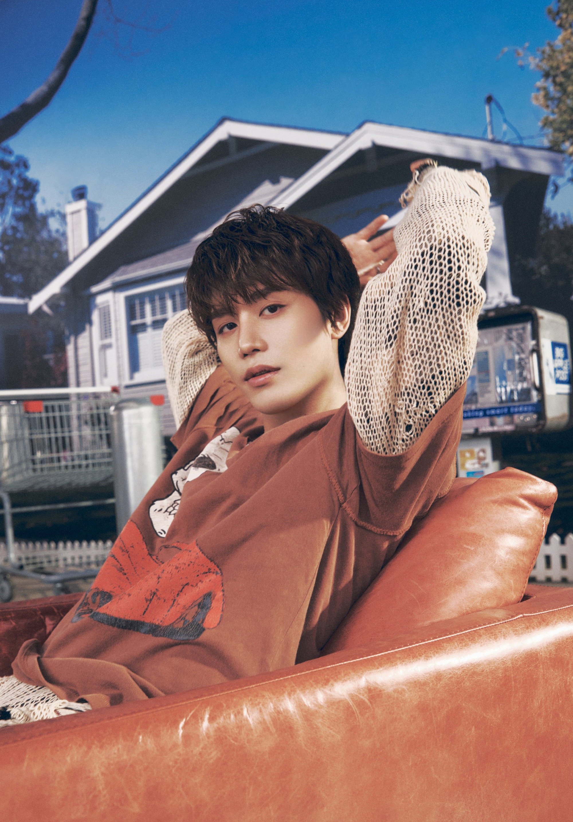 Phẫn nộ nam ca sĩ bị cáo buộc hiếp dâm nghiêm trọng gần 1 năm vẫn nhởn nhơ ngoài vòng pháp luật!- Ảnh 1.