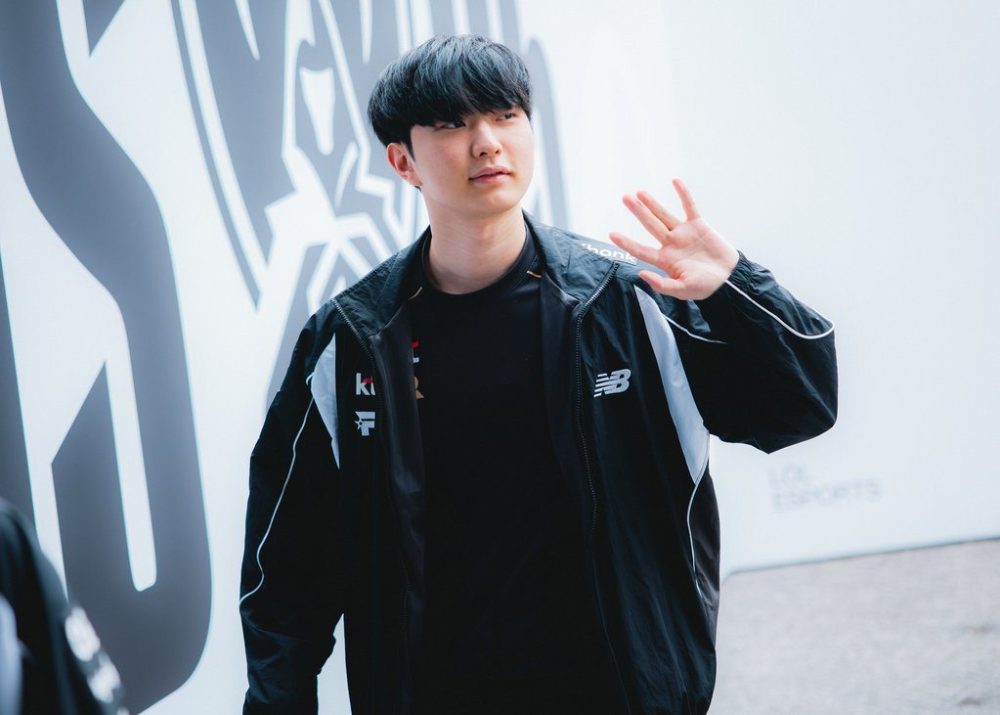 Cộng đồng phát hiện điểm chung bất ngờ giữa Gumayusi và Deokdam- Ảnh 2. Cộng đồng phát hiện điểm chung bất ngờ giữa Gumayusi và Deokdam- Ảnh 2.