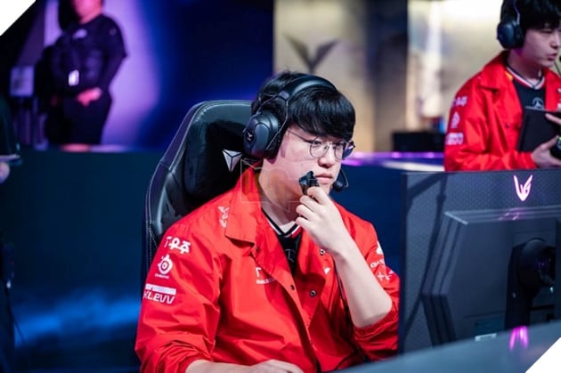 LMHT: Gumayusi cuối cùng cũng có những chia sẻ thật lòng về khoảng thời gian ngồi dự bị