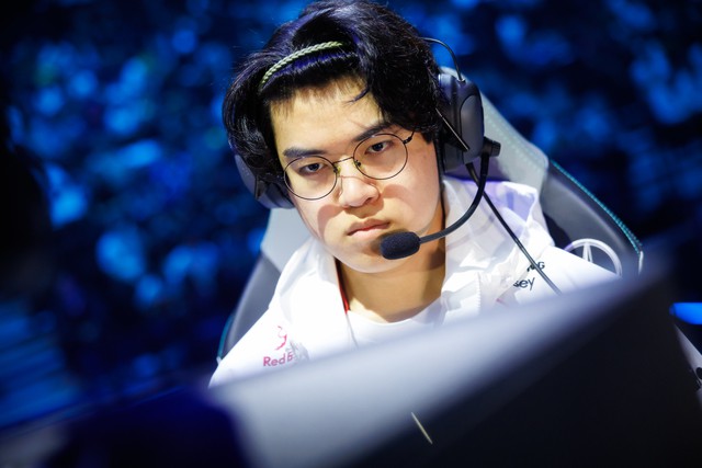 Gumayusi nhận donate