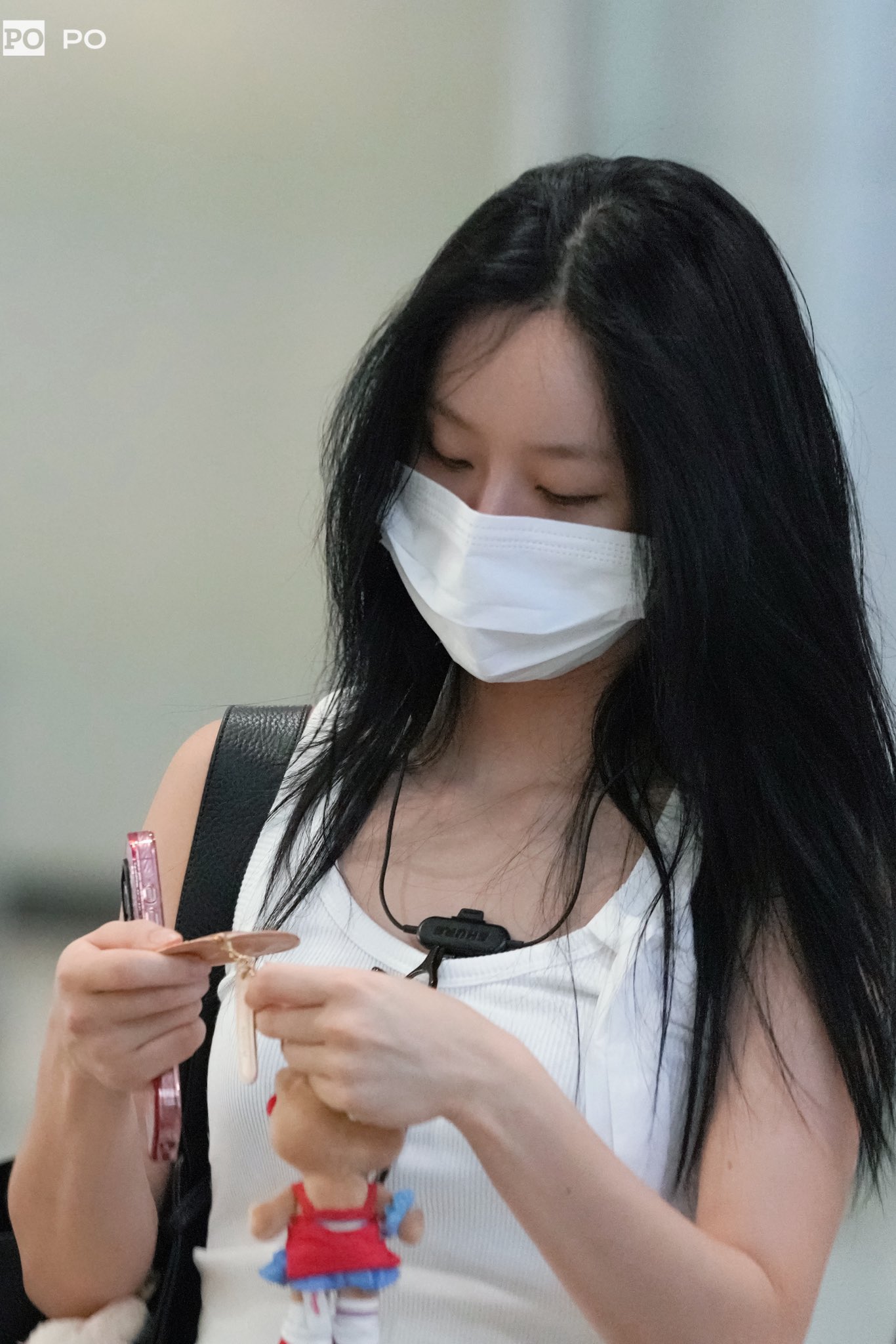 Hyeri vừa đổ bộ Việt Nam: Để mặt ít son phấn, siêu giản dị vẫn xinh cỡ này!- Ảnh 5.