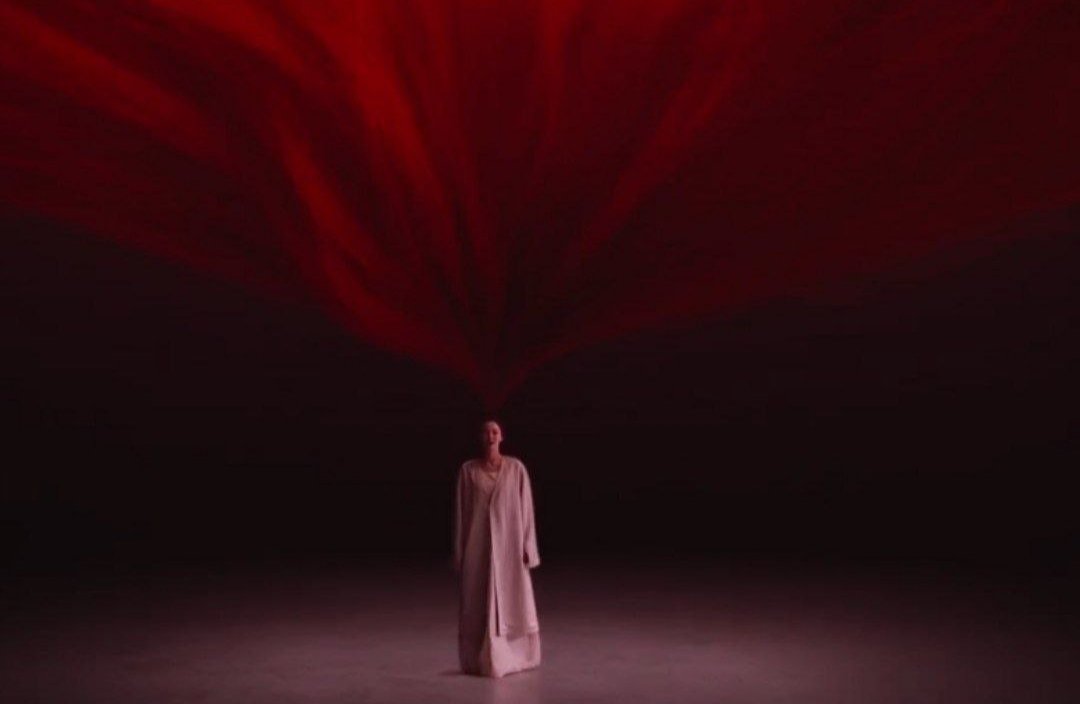 Bức ảnh đang viral nhất MXH hôm nay: Chỉ một màu đỏ mà ai cũng khiếp vía, 41 người Việt đứng sau mới tài- Ảnh 1. Bức ảnh đang viral nhất MXH hôm nay: Chỉ một màu đỏ mà ai cũng khiếp vía, 41 người Việt đứng sau mới tài- Ảnh 1.