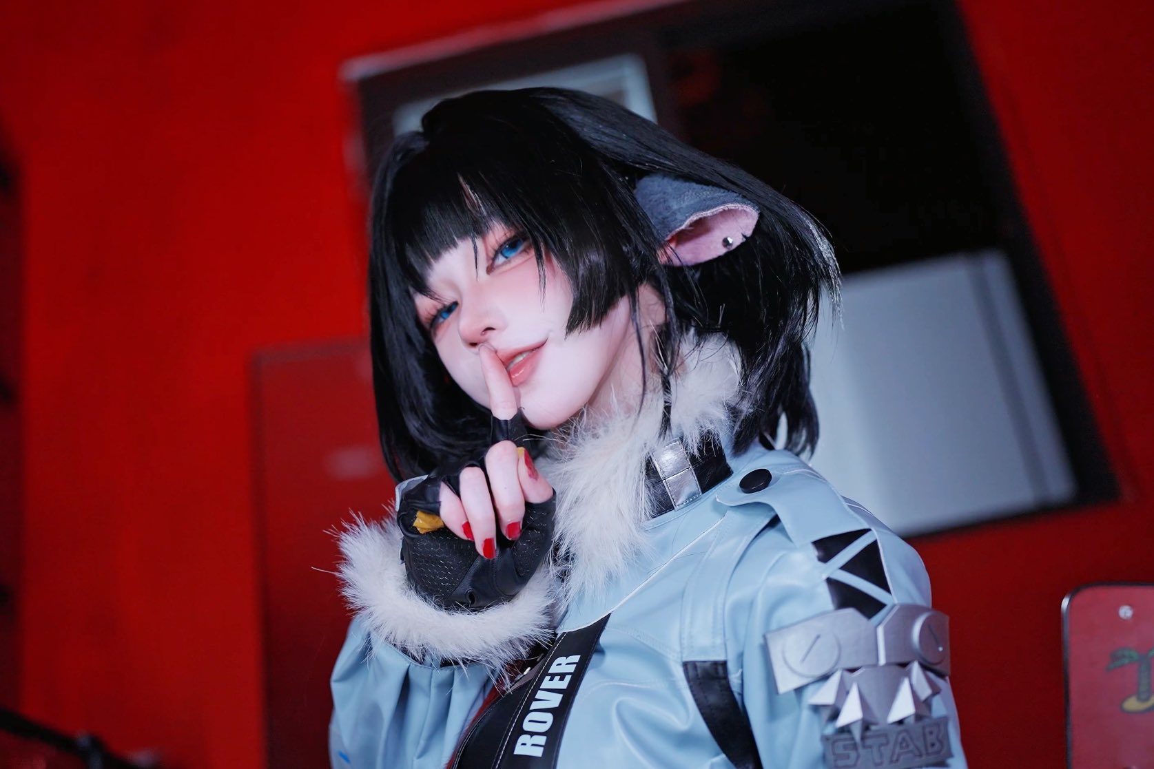 Nữ coser xinh đẹp biến hình khiến fan đứng ngồi không yên- Ảnh 6. Nữ coser xinh đẹp biến hình khiến fan đứng ngồi không yên- Ảnh 6.