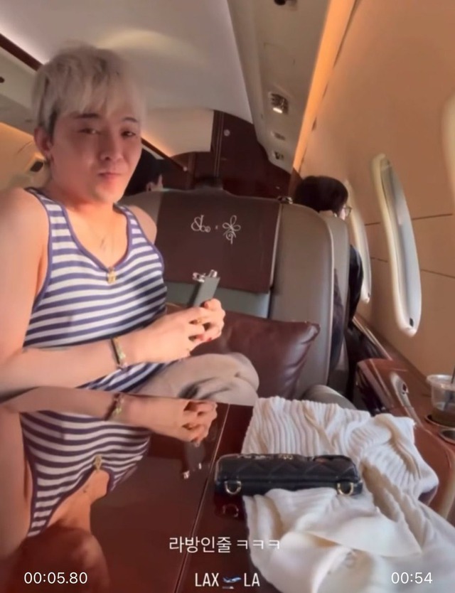 Cận cảnh chuyên cơ đưa G-Dragon sang Việt Nam: Sang trọng