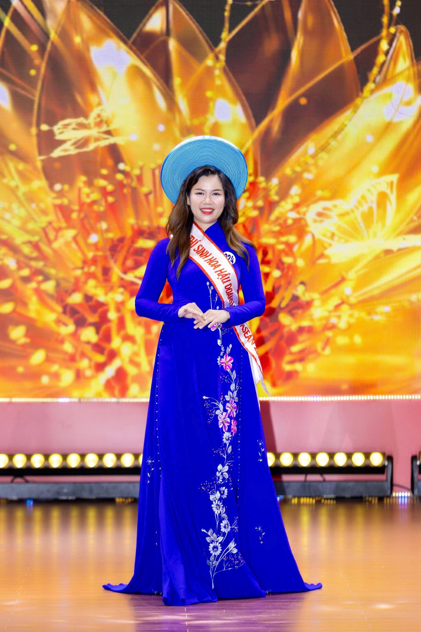 Hành trình chinh phục vương miện Á hậu 3 của nữ doanh nhân tài năng Trần Thị Huyền Anh - 3