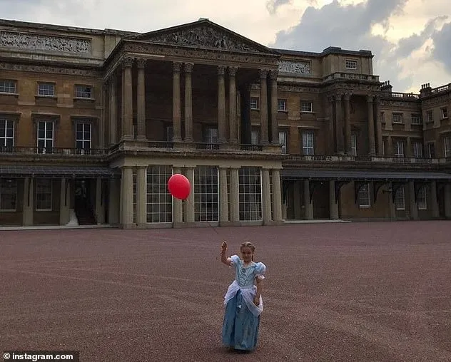 Sóng gió sinh nhật Harper Seven- Ảnh 4.