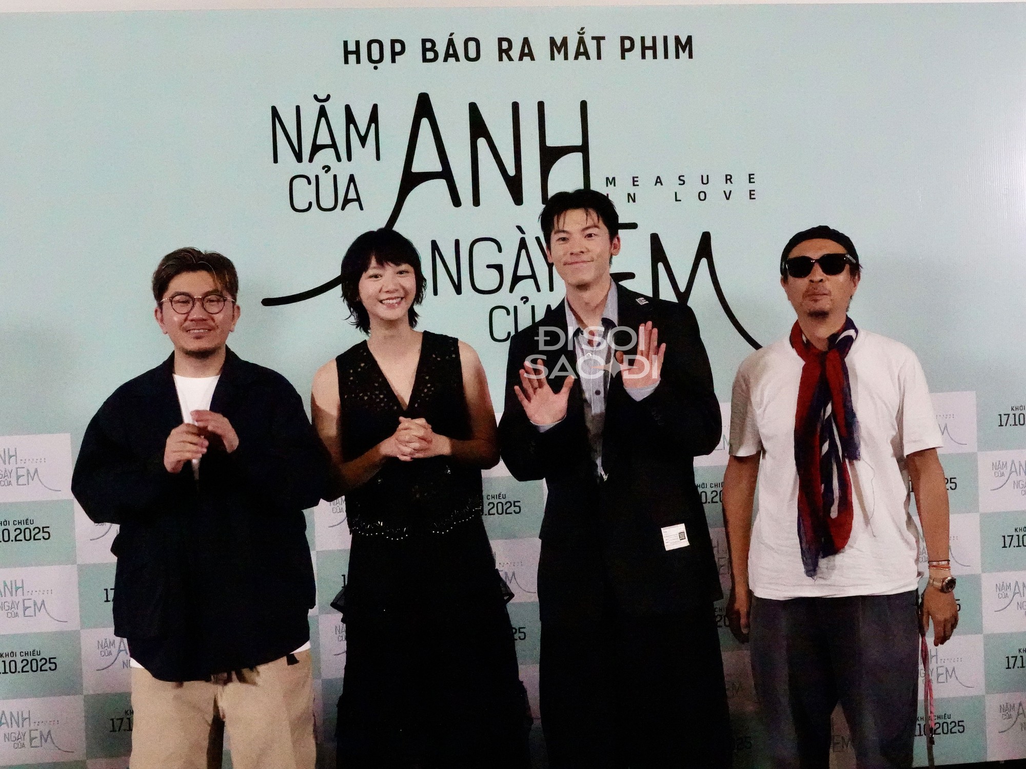 Mỹ nhân “như hình với bóng” bên Hứa Quang Hán tại Việt Nam là ai?- Ảnh 1. Mỹ nhân “như hình với bóng” bên Hứa Quang Hán tại Việt Nam là ai?- Ảnh 1.