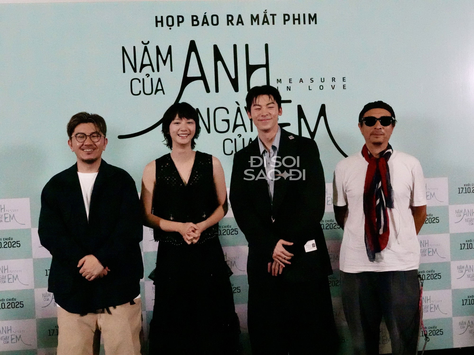 Mỹ nhân “như hình với bóng” bên Hứa Quang Hán tại Việt Nam là ai?- Ảnh 2. Mỹ nhân “như hình với bóng” bên Hứa Quang Hán tại Việt Nam là ai?- Ảnh 2.