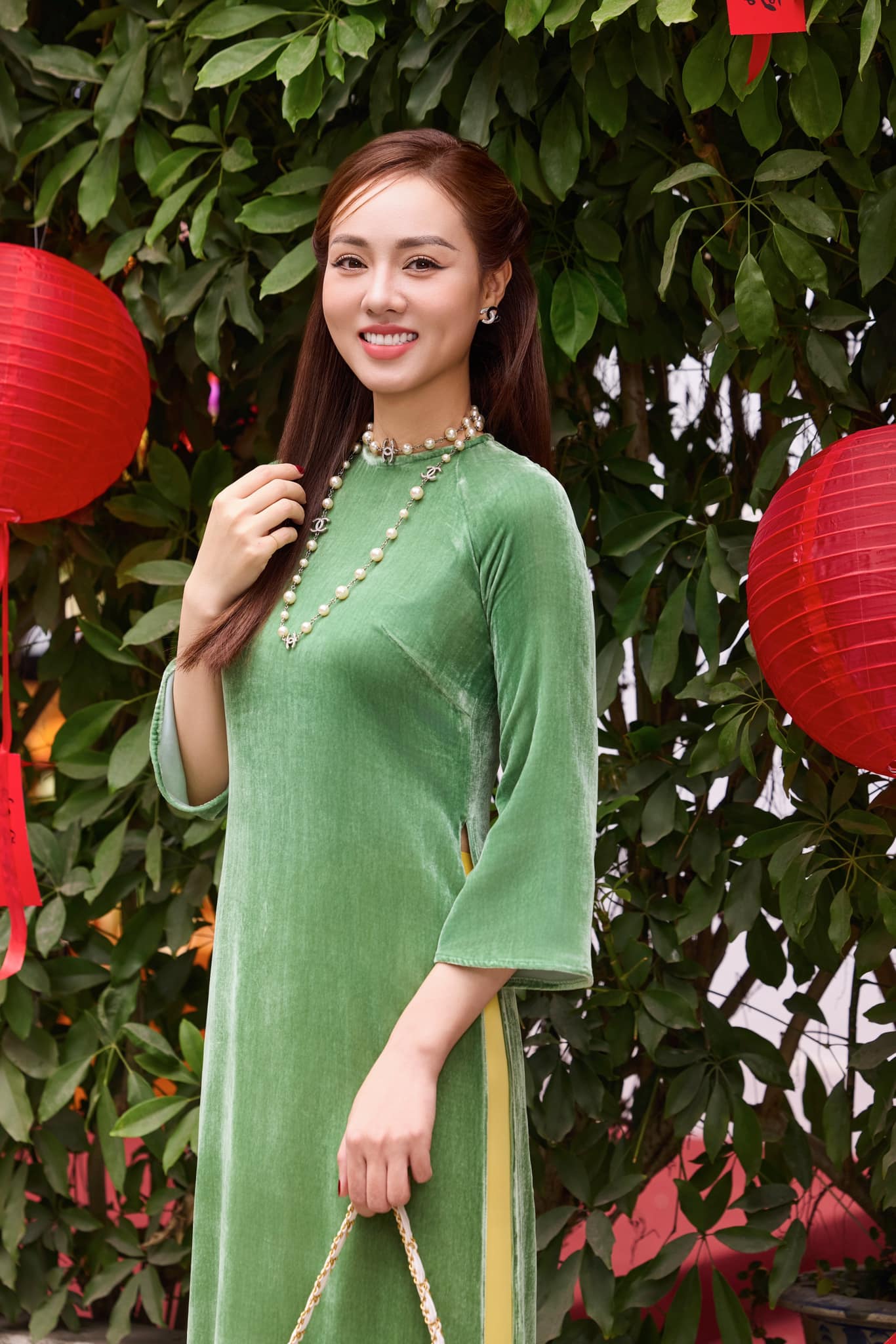 Ai là người đăng clip NSND Công Lý gọi vợ là