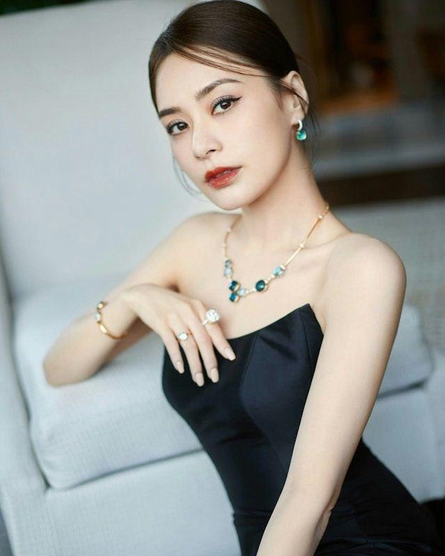 Phát hiện đối tượng được “ngọc nữ” bao nuôi: Ở siêu biệt thự, hàng hiệu dát đầy người- Ảnh 8.