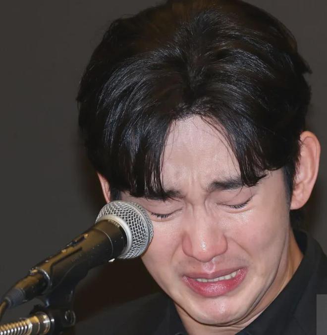 Số người Trung Quốc ngồi xem Kim Soo Hyun khóc như mưa bằng 1/4 dân số Hàn Quốc!- Ảnh 2.