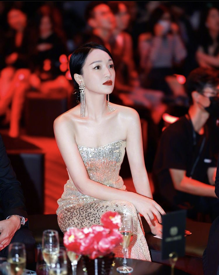 Nữ diễn viên được 1 đạo diễn đình đám khen nức nở: