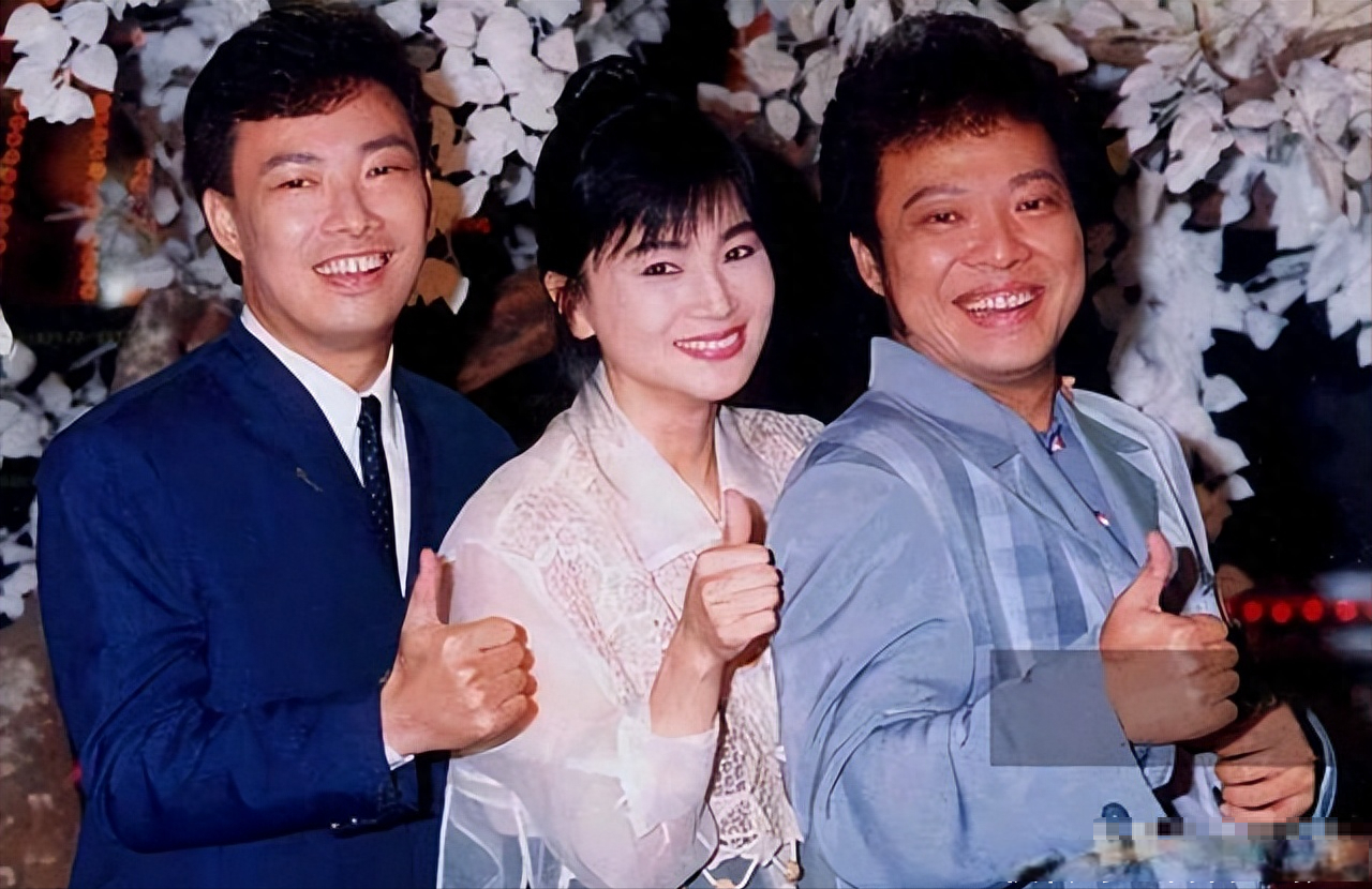 Nữ thần 18+ thành ni cô gây tranh cãi, ăn thịt, sống xa hoa, tuyển 4 “hồng hài nhi” làm hộ pháp- Ảnh 4.