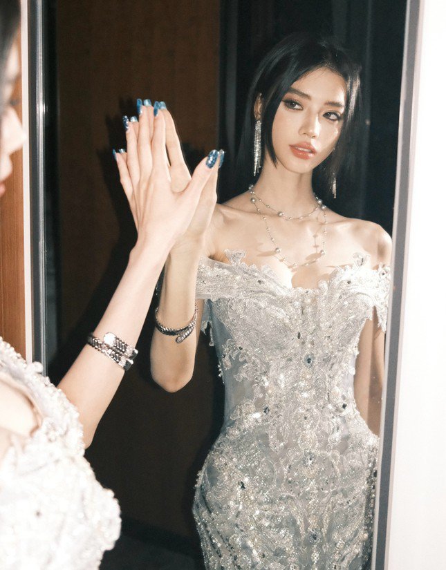 Lưu Diệc Phi vướng ồn ào - 3