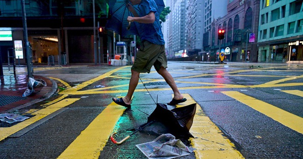 Trung Quốc nâng mức ứng phó khẩn cấp lên cấp độ III với bão Wipha 30 Trung Quốc nâng mức ứng phó khẩn cấp lên cấp độ III với bão Wipha hai nam va quang dong duoc dat o muc bao dong cao anh tan hoa xa 09540782 11331006 1753085233210 17530852339011762677252 4 0 454 720 crop 17530852611782106510249jpg