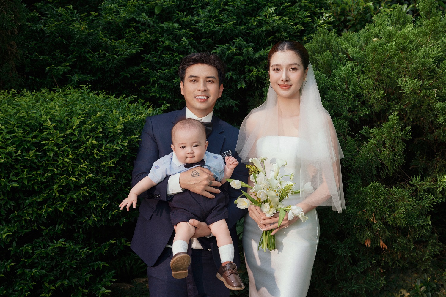 Nam ca sĩ chuẩn bị cưới vợ kém 17 tuổi: Bố một con, từng ly hôn sau 2 tháng kết hôn- Ảnh 1.