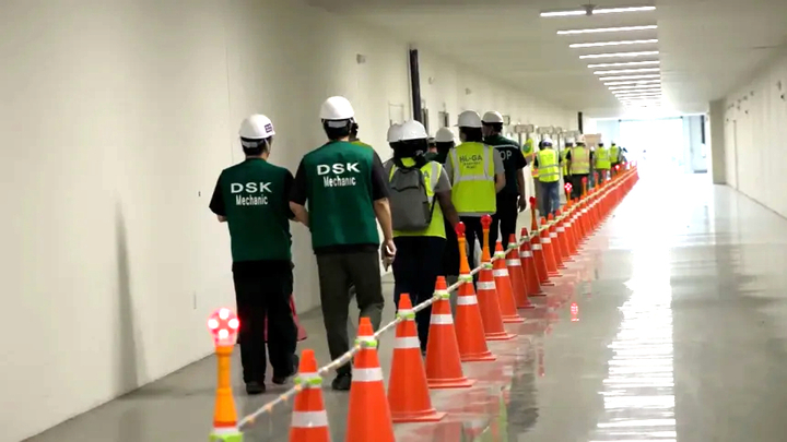 Chuyện gì xảy ra trong chiến dịch khiến hơn 300 người Hàn Quốc bị bắt giữ ở Mỹ?- Ảnh 1.