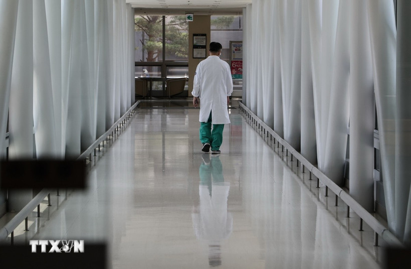 Sinh viên y khoa Hàn Quốc quay lại giảng đường sau hơn 17 tháng phản đối- Ảnh 1. Sinh viên y khoa Hàn Quốc quay lại giảng đường sau hơn 17 tháng phản đối- Ảnh 1.