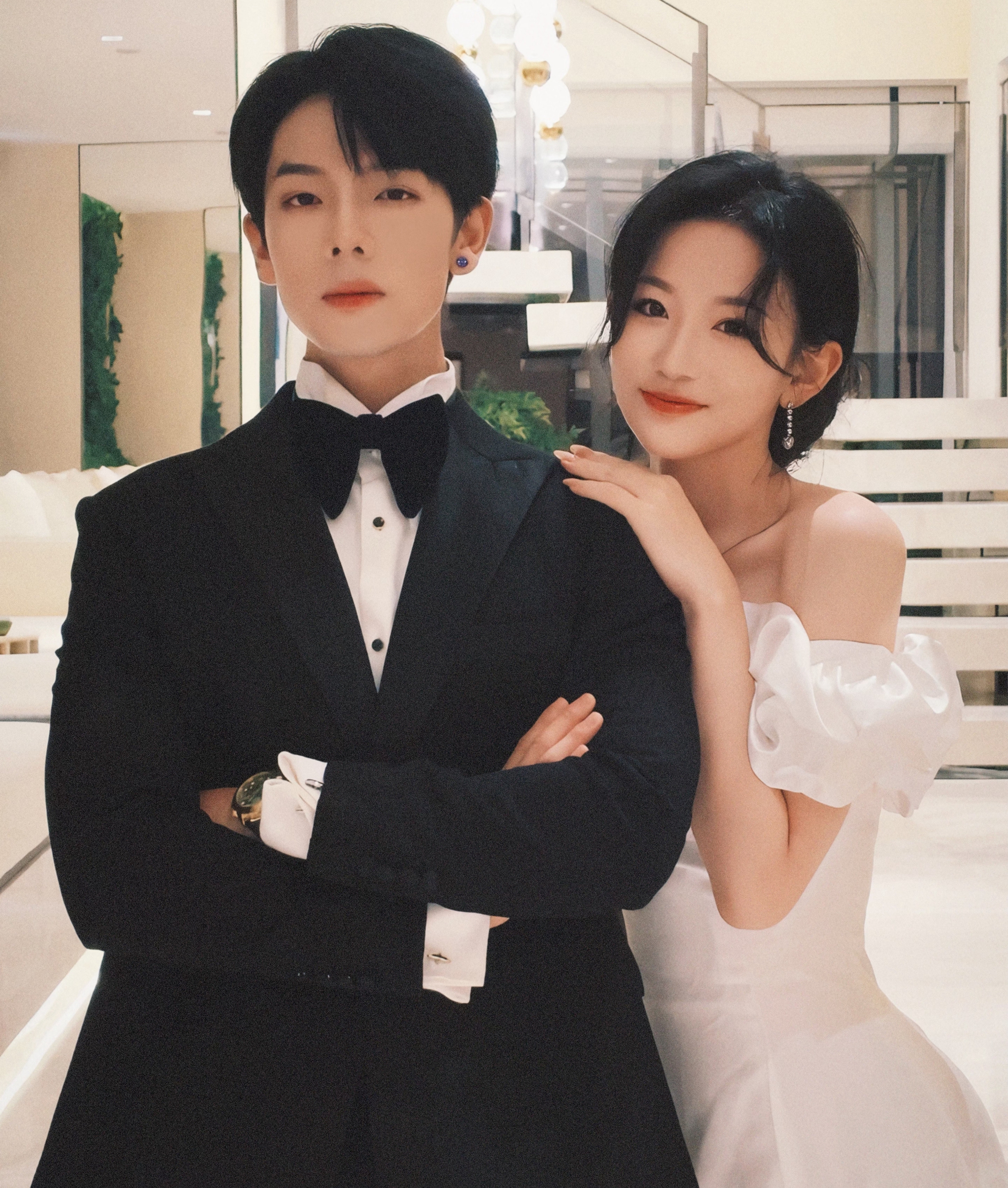 Cặp đôi Hoa ngữ tái hợp lần 8 bùng nổ MXH: Visual cực phẩm không ai cưỡng nổi, bí mật hẹn hò mới sốc- Ảnh 8.