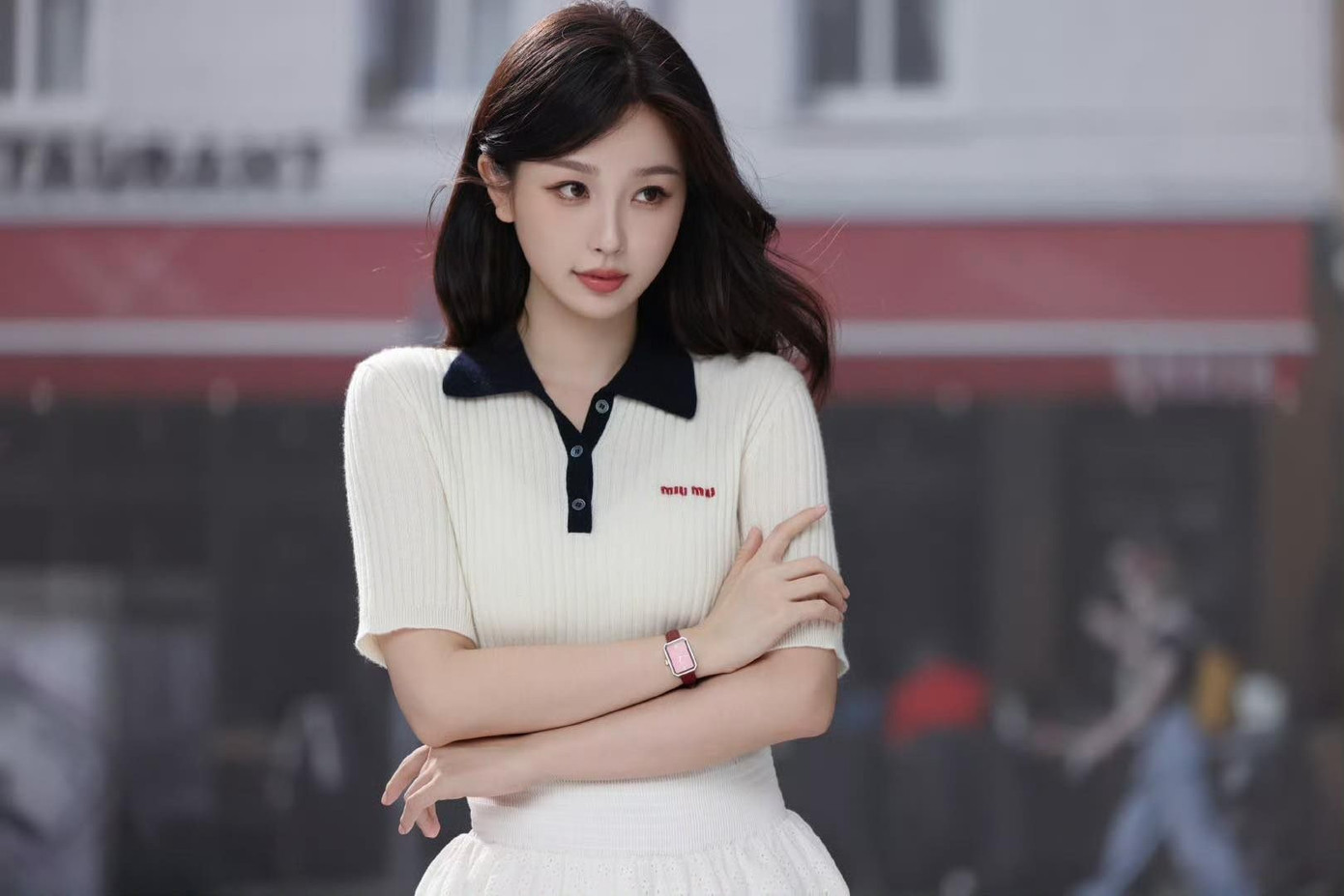 Ngu Thư Hân bị xóa sổ- Ảnh 1.