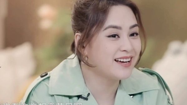 Ngoại hình phát tướng gây sốc của Chung Hân Đồng, đột ngột tăng đến 75 kg là vì sao? handong10a 1735024597102 1735024 1761548556895 176154855711473092954