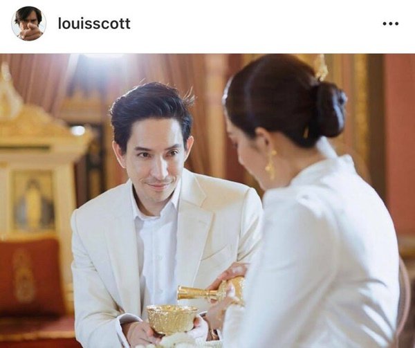 Giữa showbiz đầy thị phi, cặp đôi này vẫn nắm tay nhau suốt 17 năm nhờ nguyên tắc bất ngờ- Ảnh 4. Giữa showbiz đầy thị phi, cặp đôi này vẫn nắm tay nhau suốt 17 năm nhờ nguyên tắc bất ngờ- Ảnh 4.