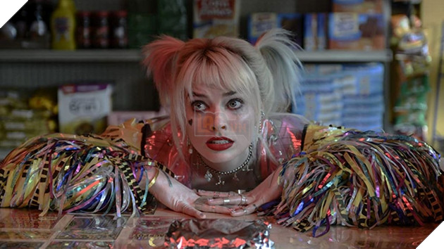 Hình ảnh về Harley Quin do diễn viên Margot Robbie.