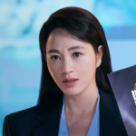 Phim Hàn hay đến mức độ hot tăng 384% chỉ sau 2 tập, nữ chính gây sốt vì trẻ đẹp không thể tin nổi harper bazaar review phim lat ta 1737381677351 1737381677486709909479 0 711 559 1778 crop 17373817437541904279490png