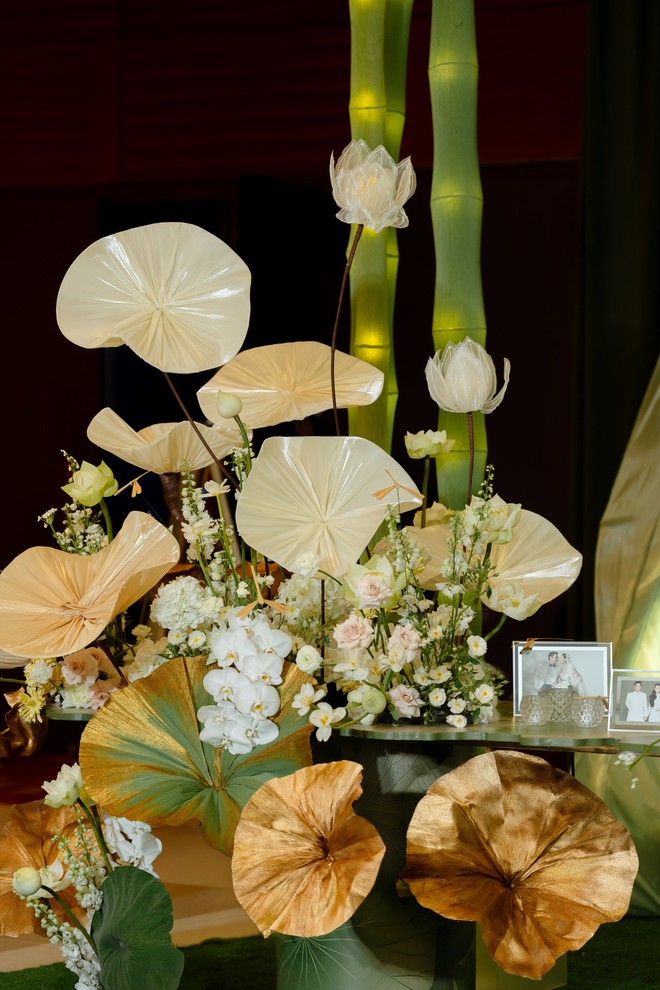 Đám cưới Hương Liên tại Hà Nội: Chú rể thiếu gia cuối cùng đã lộ rõ mặt, cặp đôi thực hiện nghi thức lạ!- Ảnh 13.