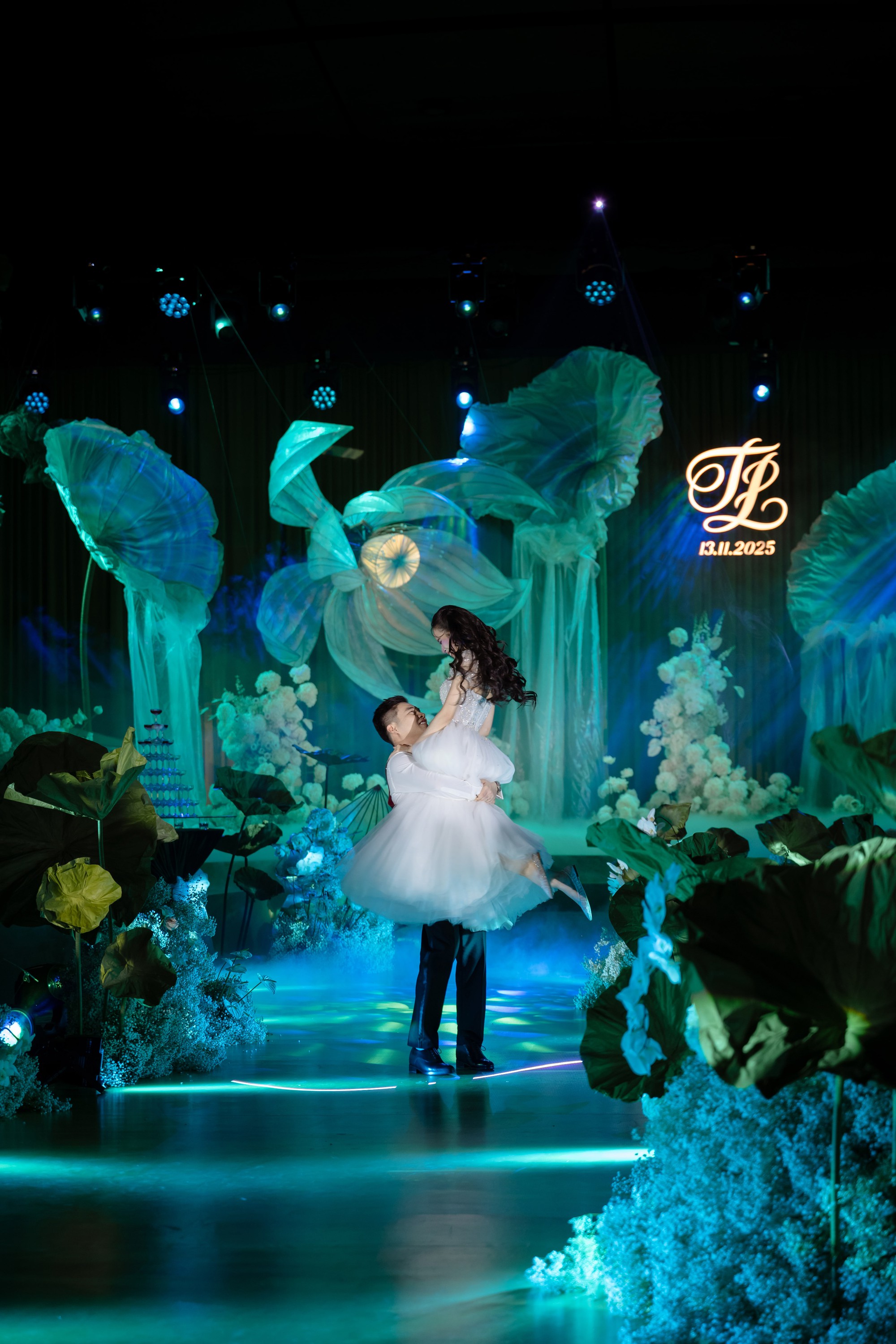 Không thể ngờ Hương Liên và chồng thiếu gia lại đến mức này!- Ảnh 9.