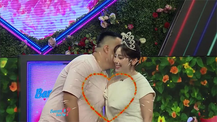 Hẹn hò nàng phó giám đốc xinh đẹp, trai Hà thành